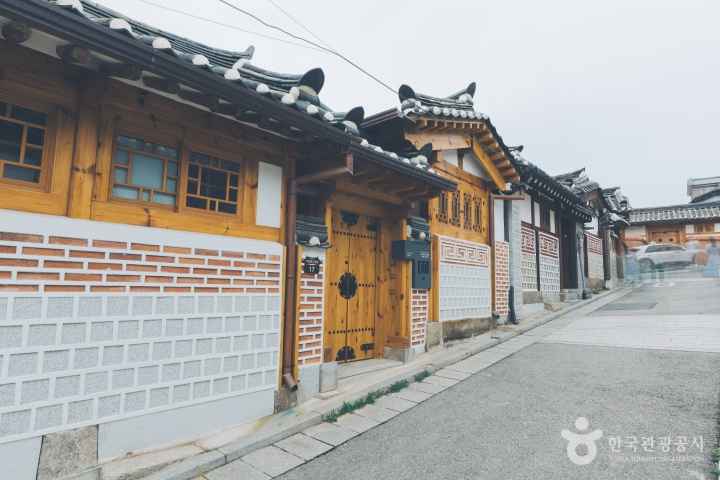 Bukchon Hanok Village