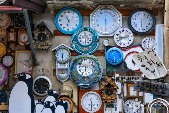 Yangnim-dong Penguin Village Craft Street