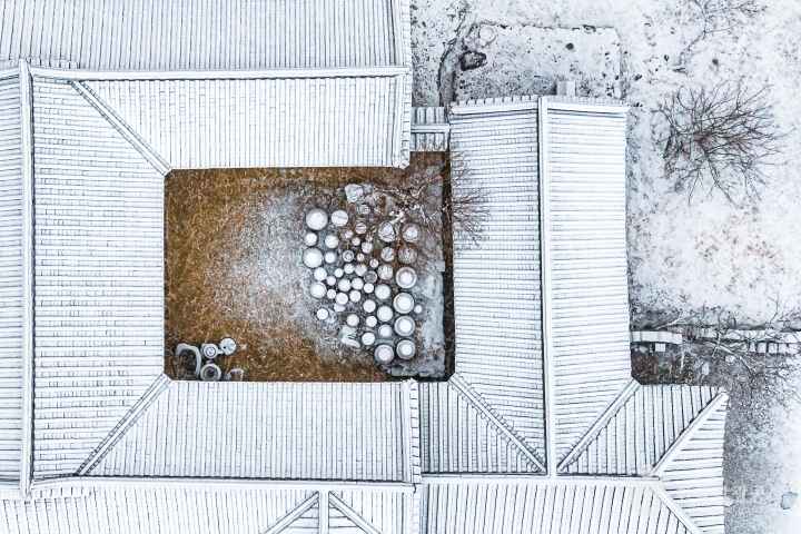 Snow-covered Unjoru House