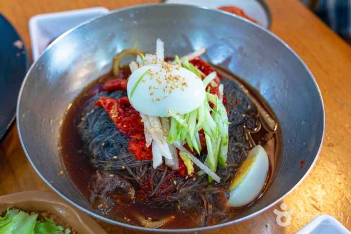 Hamheung Naengmyeon(Hamheung Cold Buckwheat Noodls)