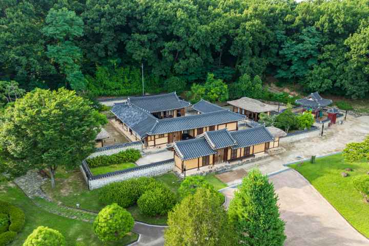 Birth Home of Empress Myeongseong