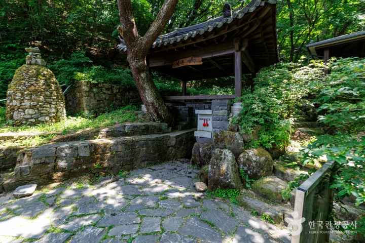 Bangdong Mineral Spring