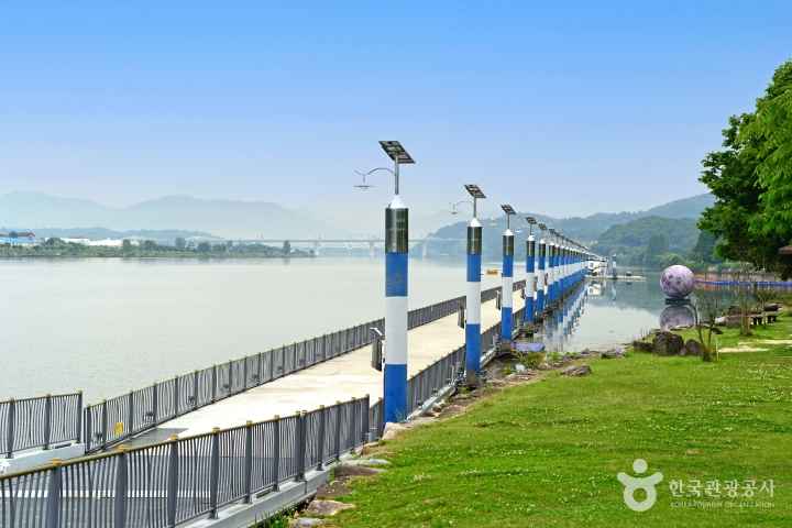 Jungangtap Park