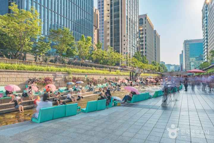 Cheonggyecheon Stream