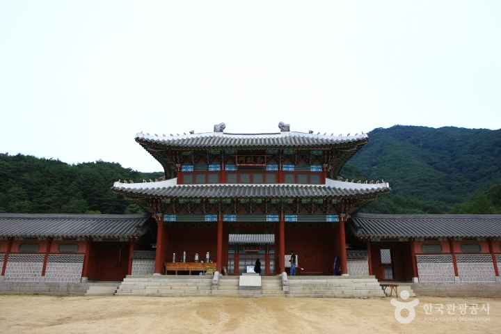 Mungyeongsaejae in Mungyeong