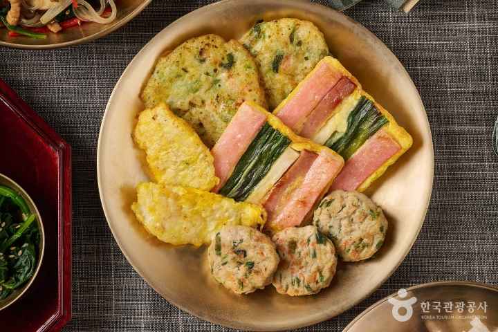 Hanjeongsik(Korean Table d'hote)