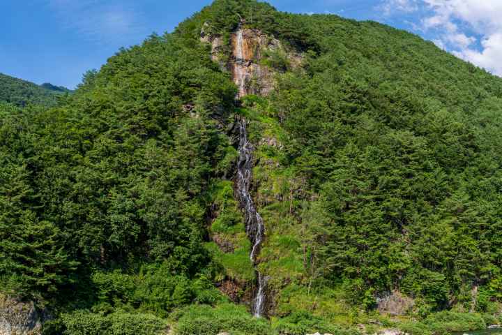 Jeongseon Baekseok Falls