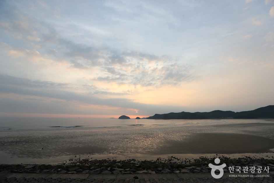 운여해변