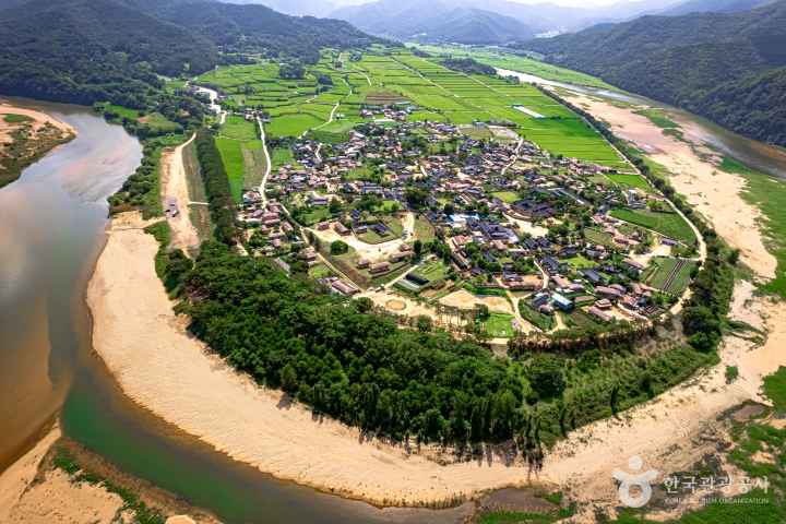 Andong Hahoe Village