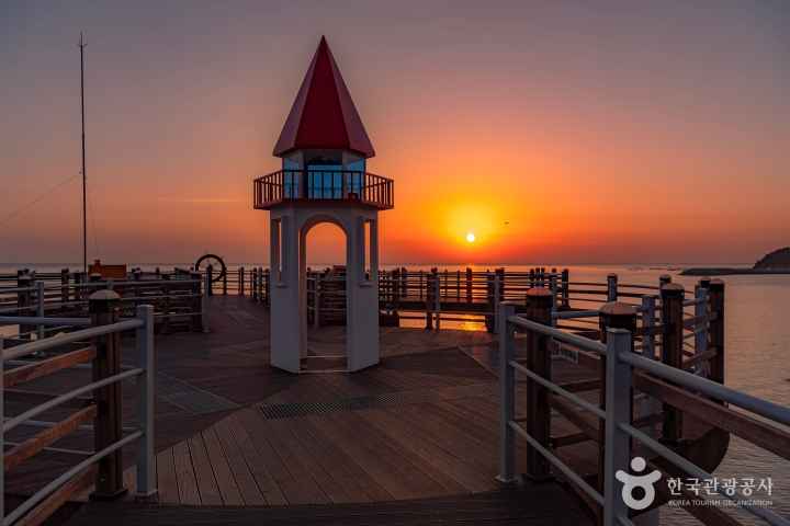 Iga-ri Dat Jeonmangdae(Anchor Observation)