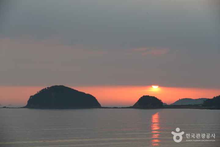운여해변