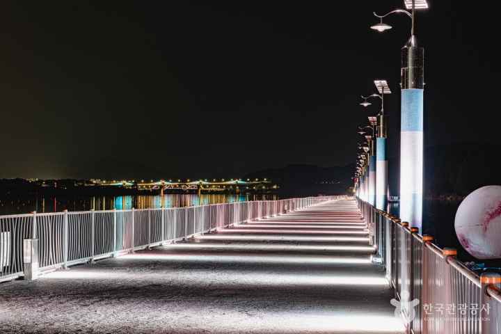 Tangeumho Rainbow Road