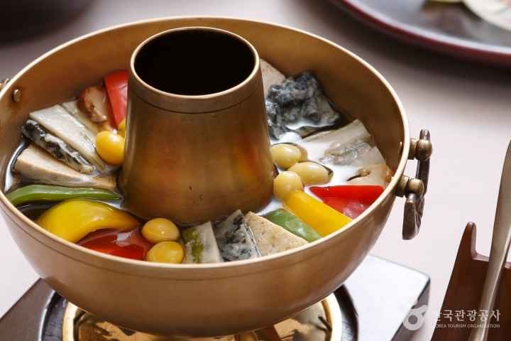 Temple Food_Gosang Restaurant