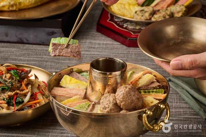 Hanjeongsik(Korean Table d'hote)