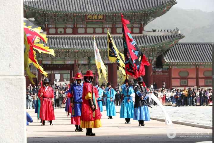 Gyeongbokgung Palace Royal Guard Changing Ceremony