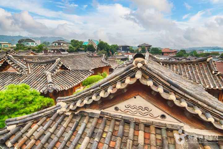 Bukchon Hanok Village