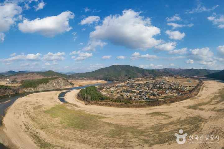 Andong Hahoe Village