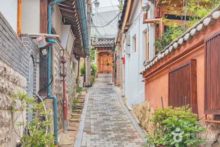 Bukchon Hanok Village