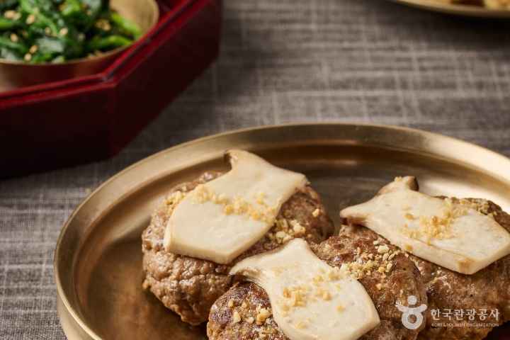 Hanjeongsik(Korean Table d'hote)