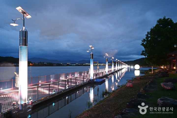 Jungangtap Park