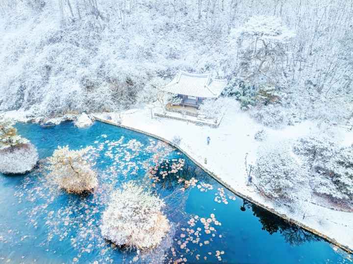 Chehwajeong Pavilion in Winter