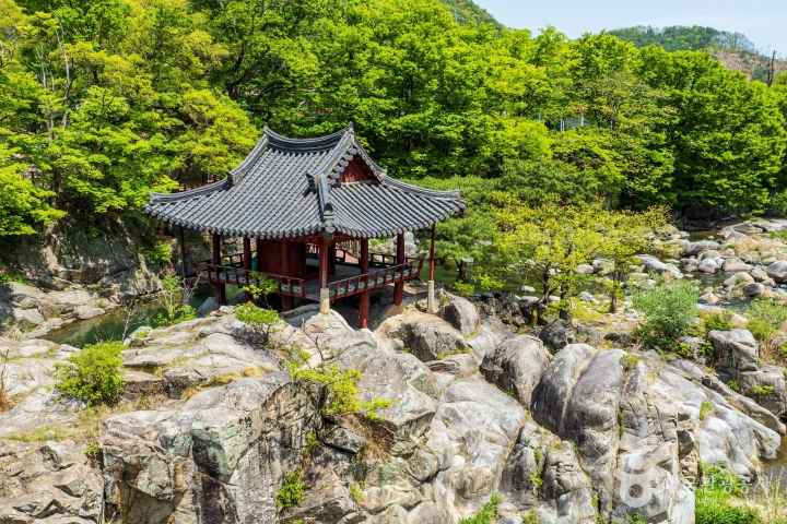 Hamyang Geoyeonjeong Pavilion