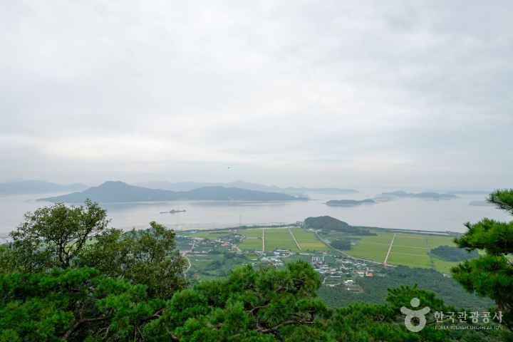 Hwagae Garden