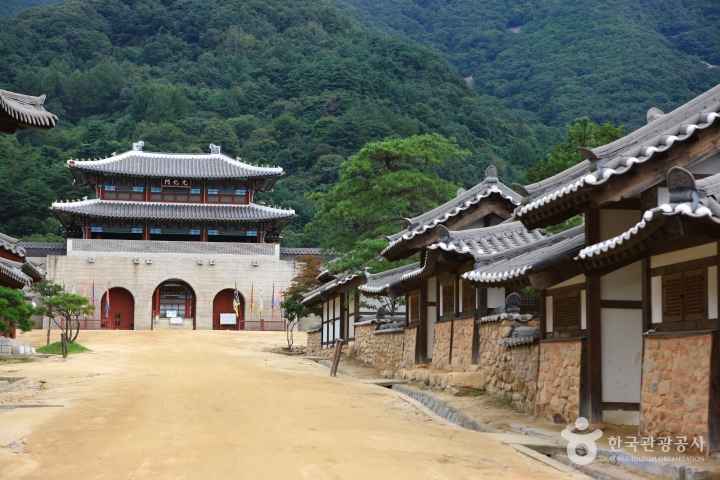 Mungyeongsaejae in Mungyeong