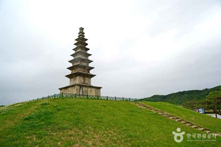 Jungangtap Park