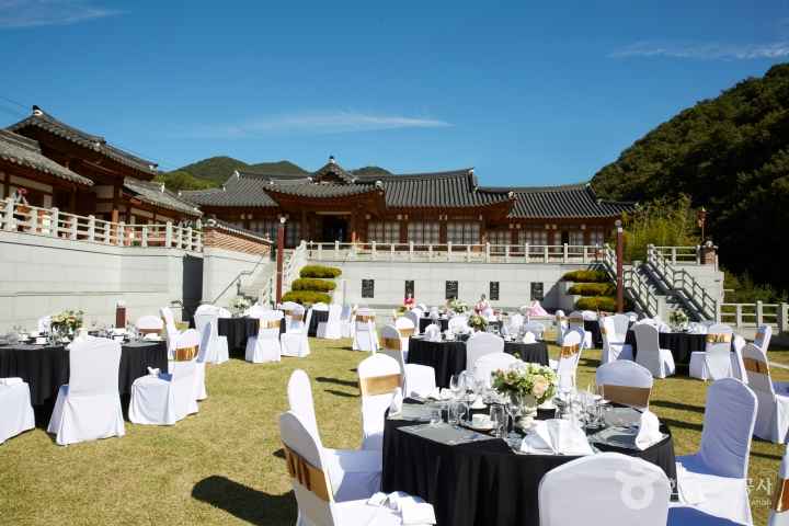 Gwangju Traditional Culture Center 