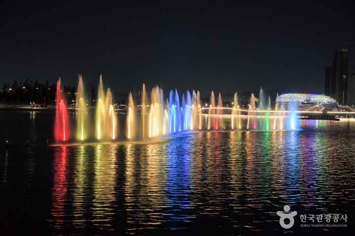 Sejong Lake Park