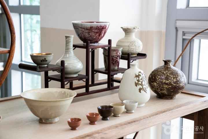 Museum of Buncheong Masters