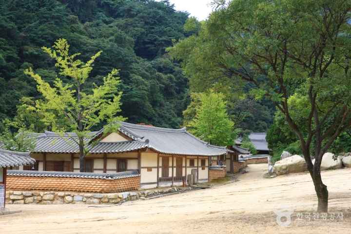 Mungyeongsaejae in Mungyeong