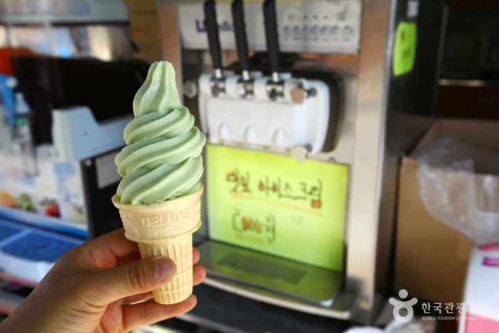 bamboo blade Icecream 