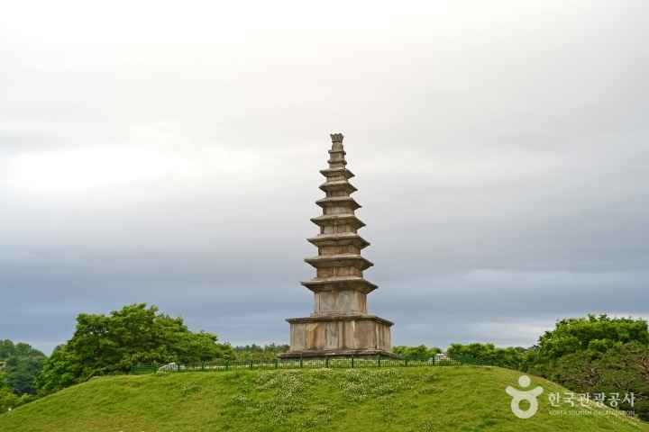 Jungangtap Park