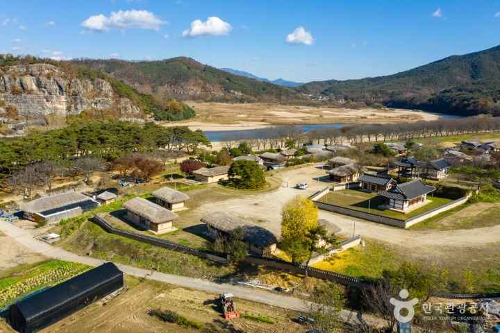 Andong Hahoe Village