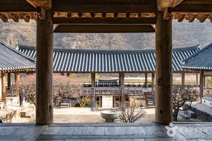 Byeongsanseowon Confucian Academy