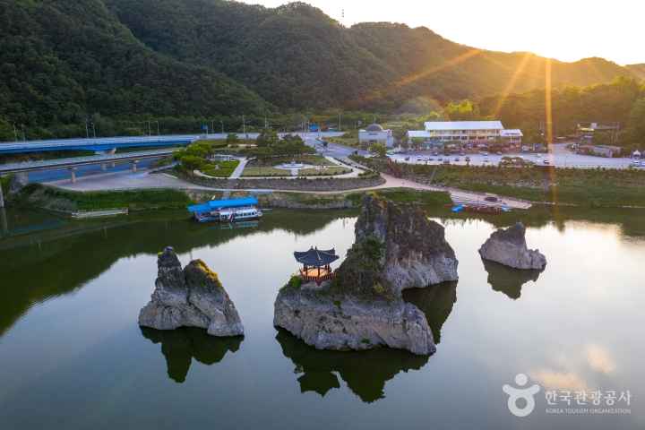 Dodamsambong Peaks