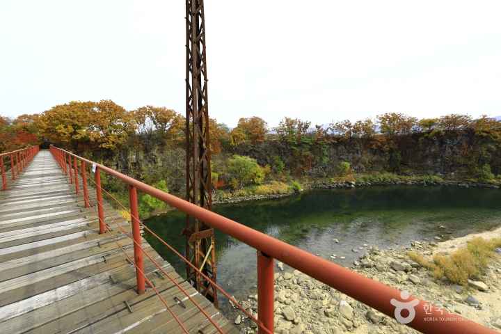 금강산전기철도교량