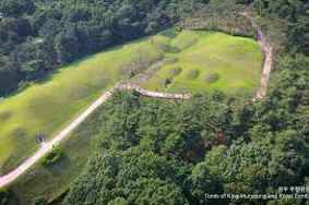 Tomb of King Muryeong and Royal Tombs