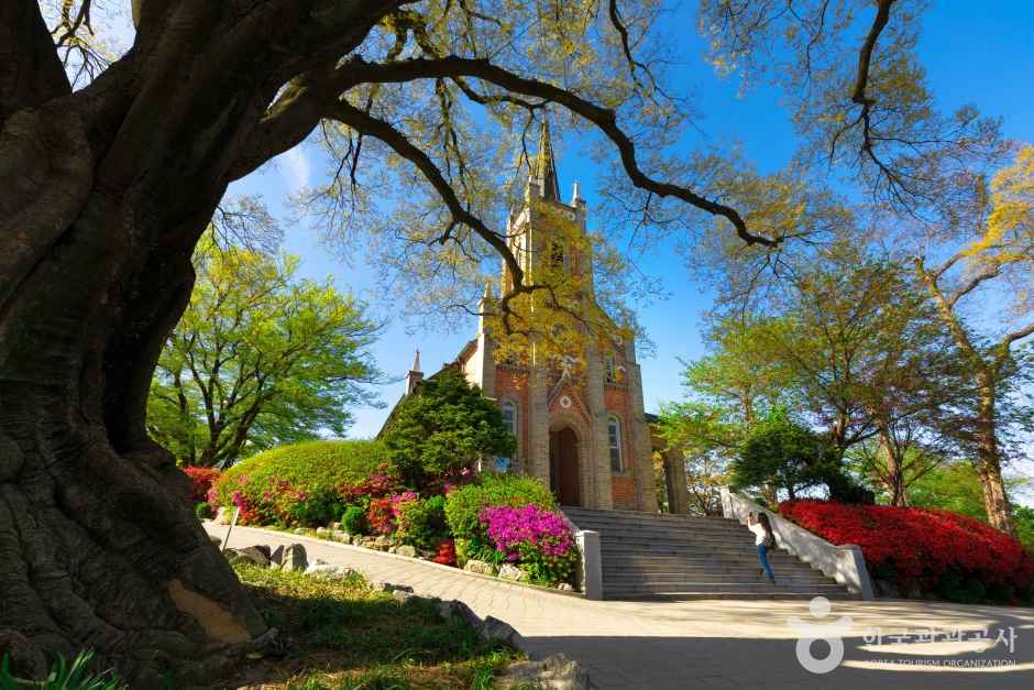 Spring in Gongse-ri Catholic Church