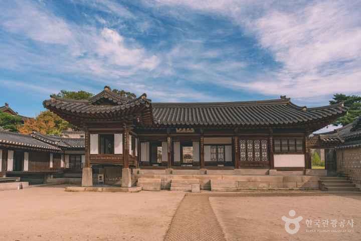 Changdeokgung Palace