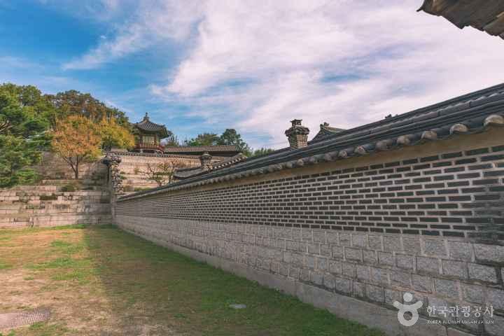 Changdeokgung Palace