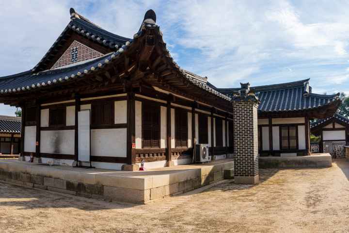 Birth Home of Empress Myeongseong