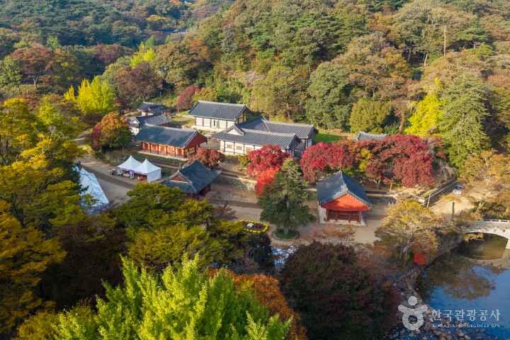 Gongju Magoksa Temple