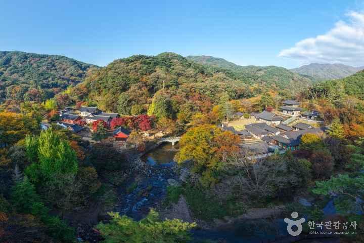 Gongju Magoksa Temple