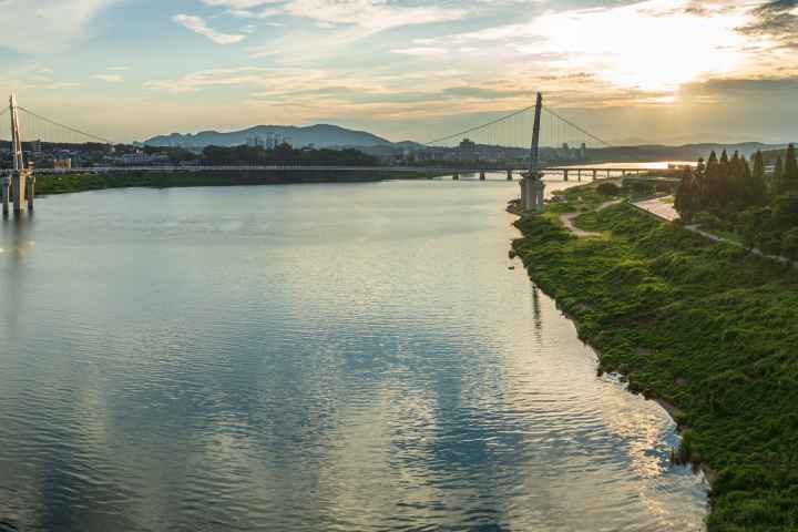 Yeoju Namhangang Suspension Bridge